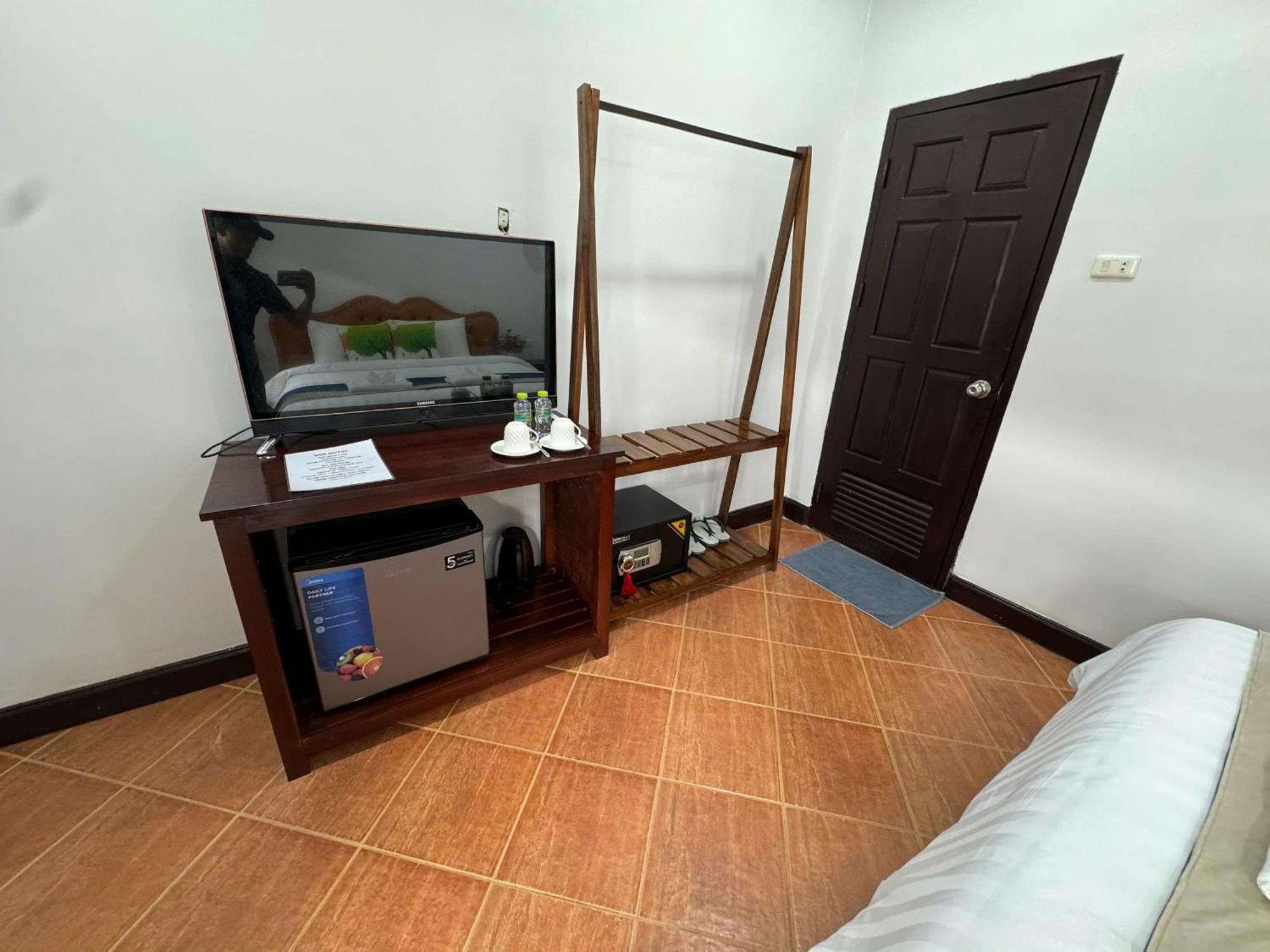 Win Hotel Vang Vieng Exterior foto