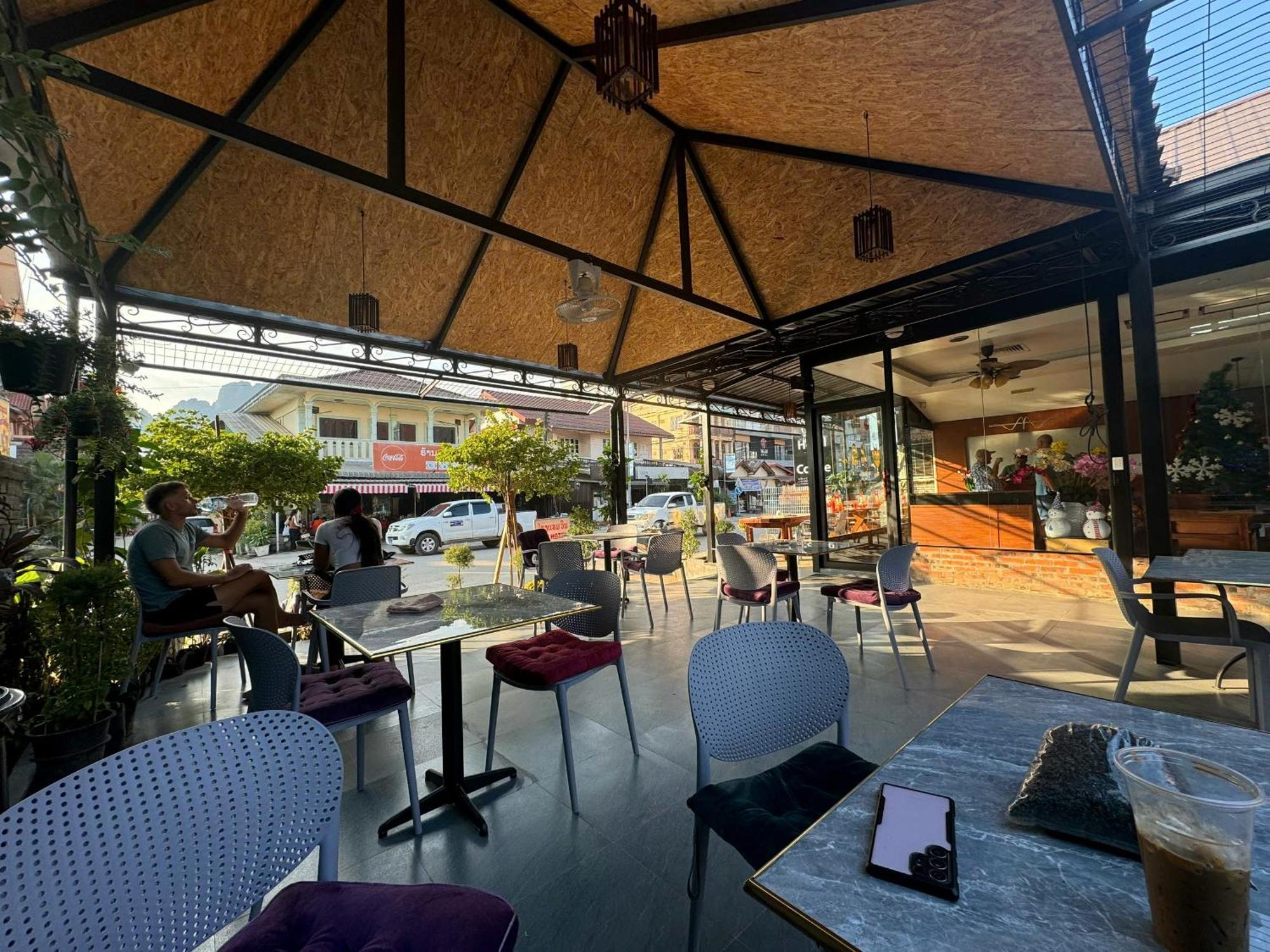 Win Hotel Vang Vieng Exterior foto